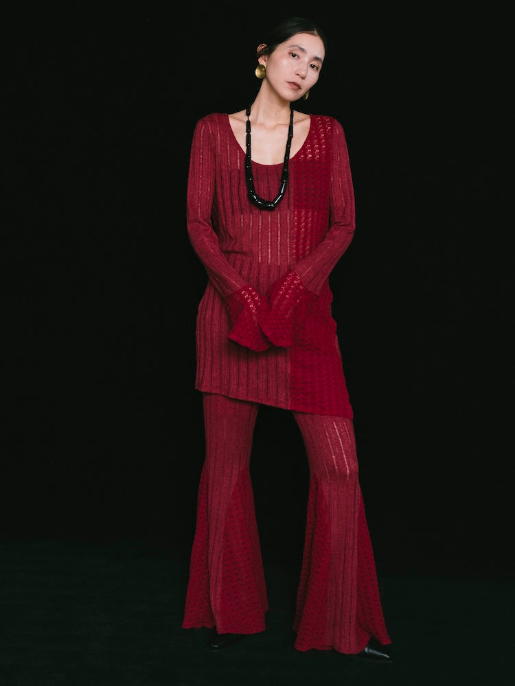 モデル身長：163cm / カラー：Bordeaux