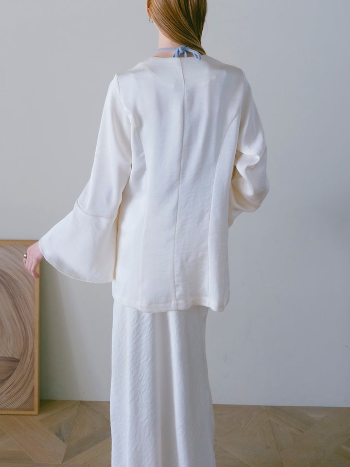 モデル身長：167cm / カラー：OffWhite