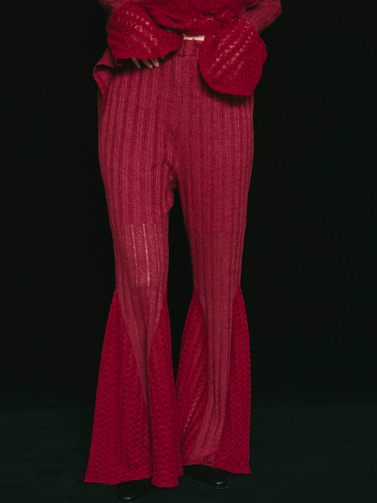 モデル身長：163cm / カラー：Bordeaux