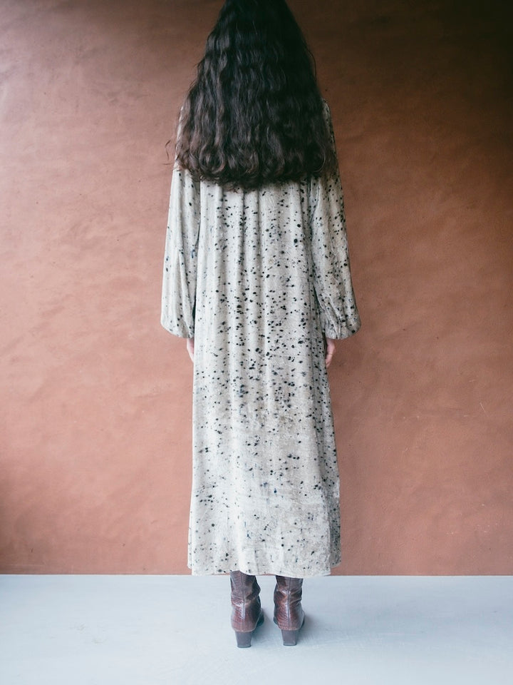 モデル身長：175cm / カラー：Gray