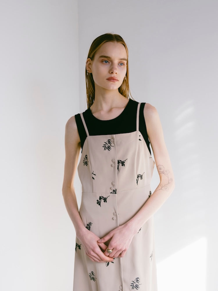 モデル身長：167cm / カラー：Beige