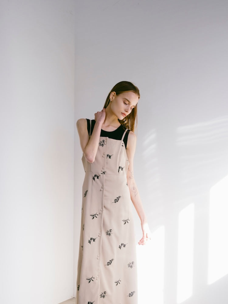 Flower Embroidery Dress｜フラワーモチーフ刺繍ワンピース – MARTE