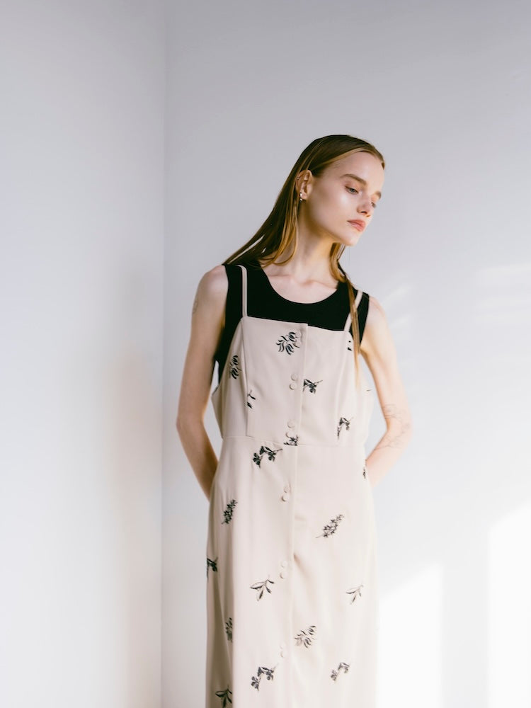 モデル身長：167cm / カラー：Beige