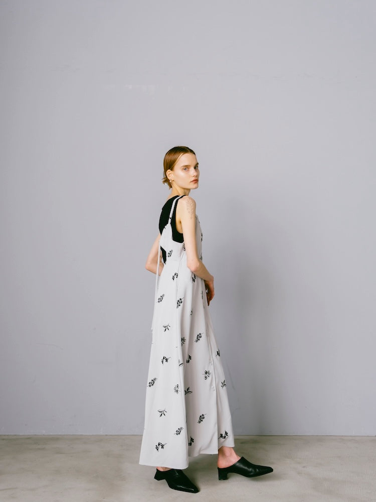 モデル身長：167cm / カラー：LightGray