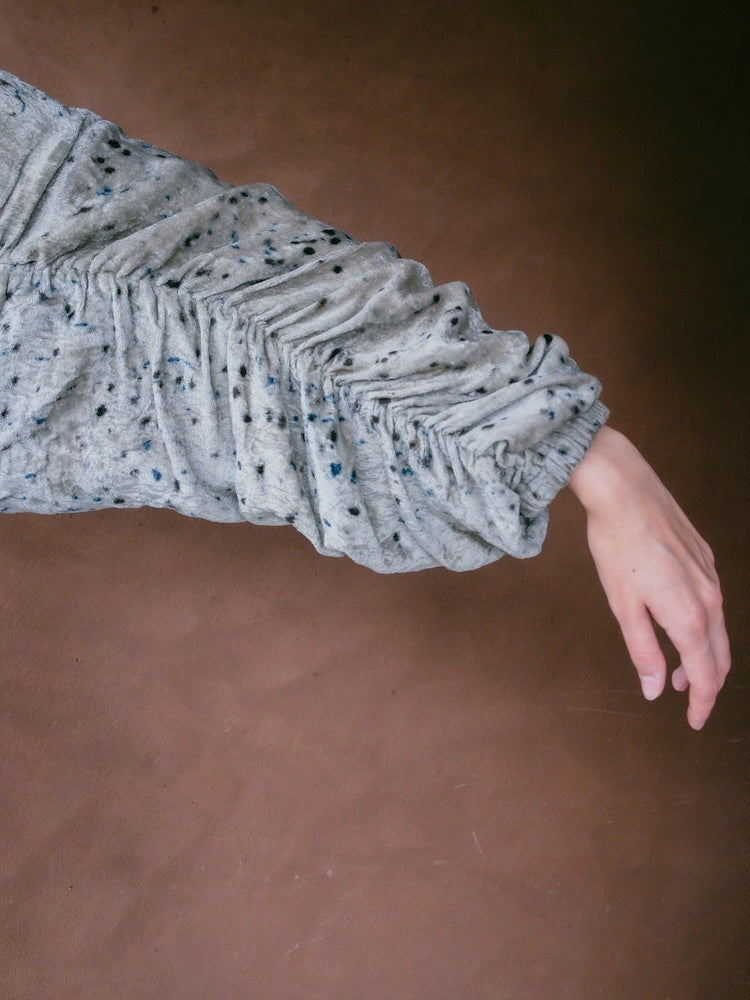 モデル身長：175cm / カラー：Gray