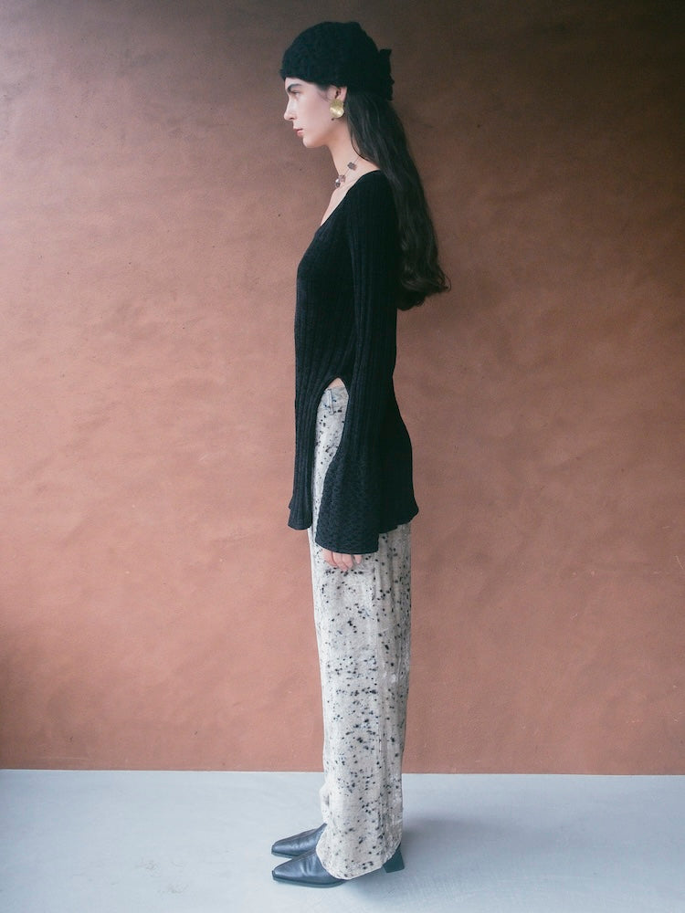 モデル身長：175cm / カラー：Black