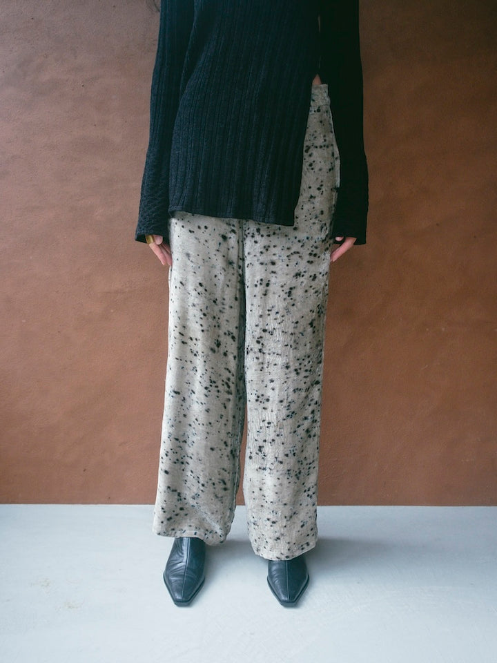 モデル身長：175cm / カラー：Gray