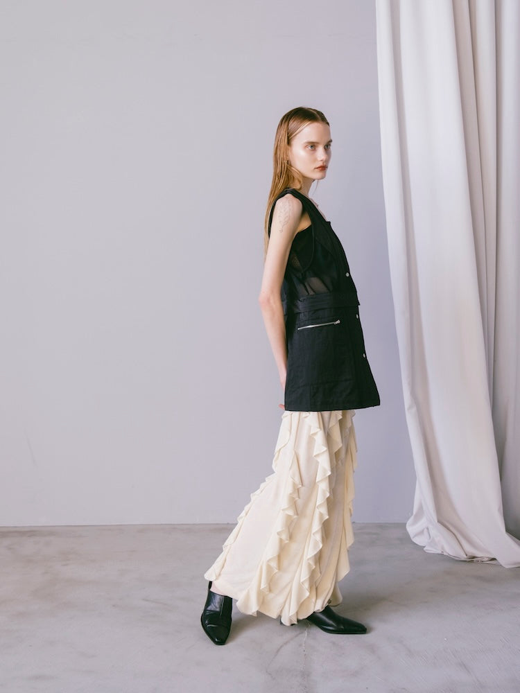 モデル身長：167cm / カラー：Black