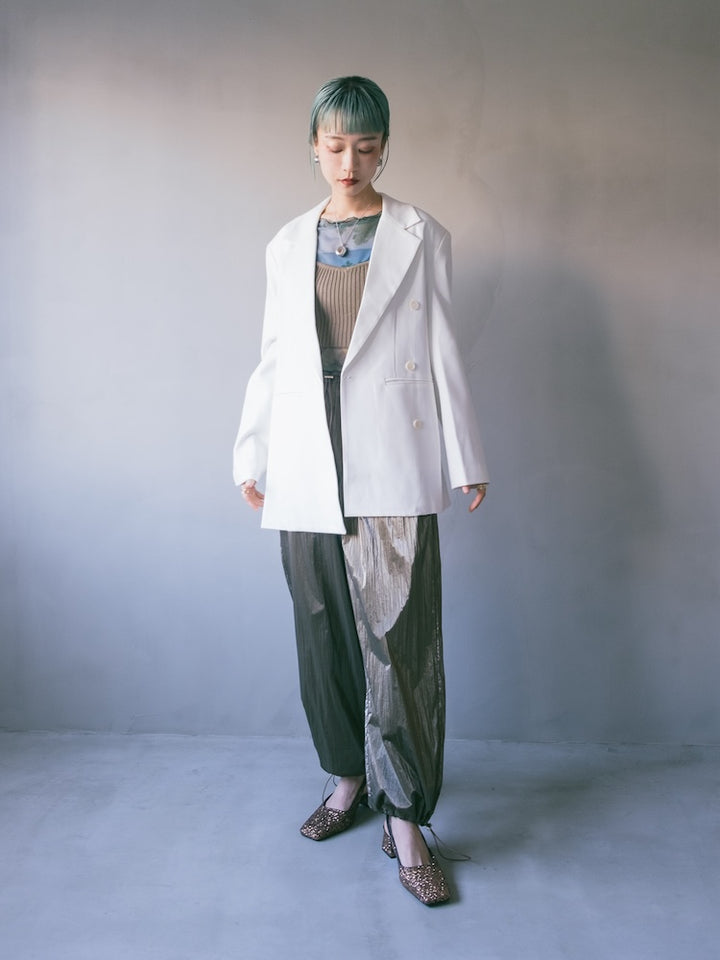 モデル身長：165cm / カラー：Khaki