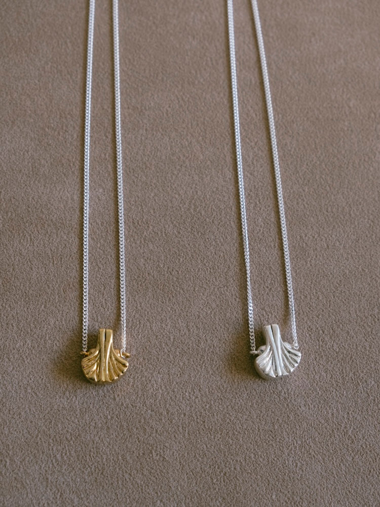 SYKIA×MAO Silent Magnet Shell Choker