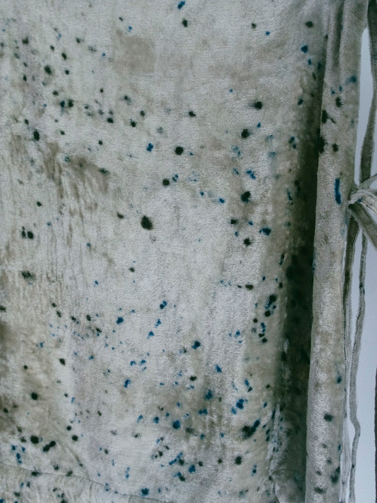 カラー：Gray