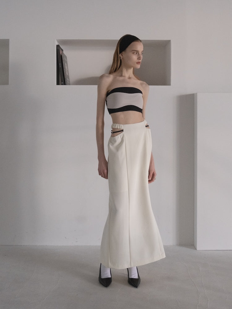 モデル身長：167cm / カラー：Black×OffWhite / 着用サイズ：Sサイズ