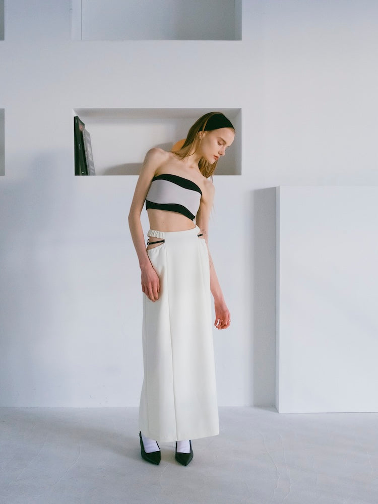 モデル身長：167cm / カラー：OffWhite