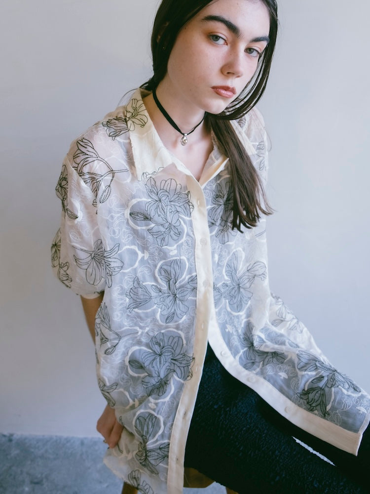 モデル身長：176cm / カラー：Ivory