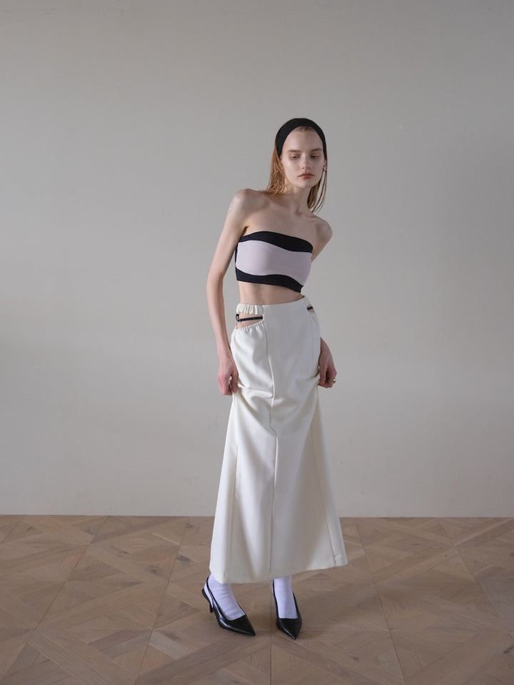 モデル身長：167cm / カラー：Black×OffWhite / 着用サイズ：Sサイズ