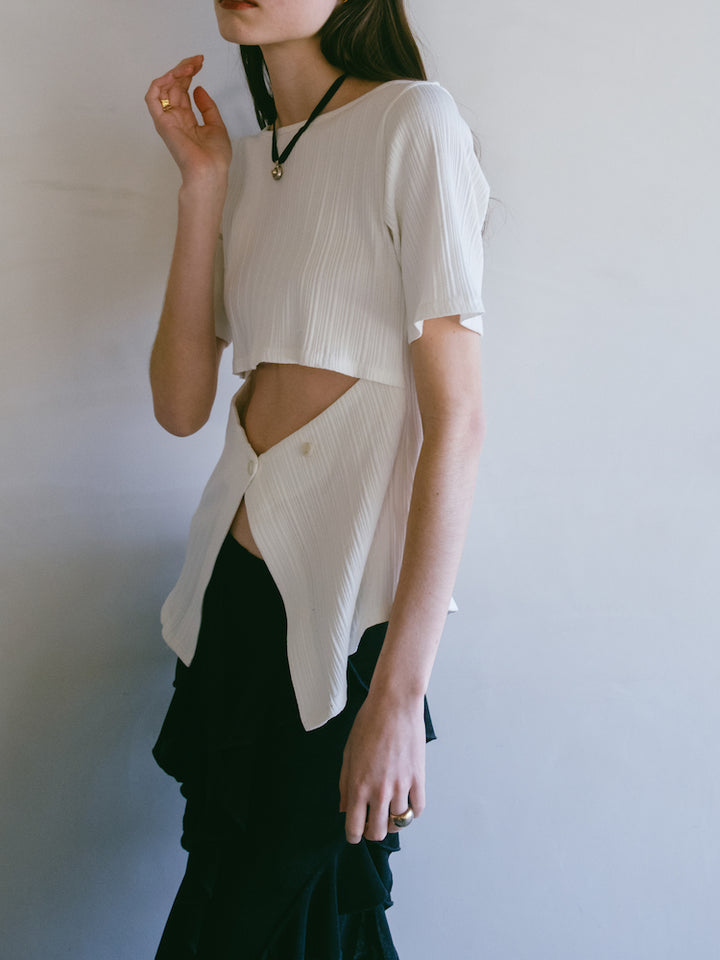 モデル身長：176cm / カラー：Ivory