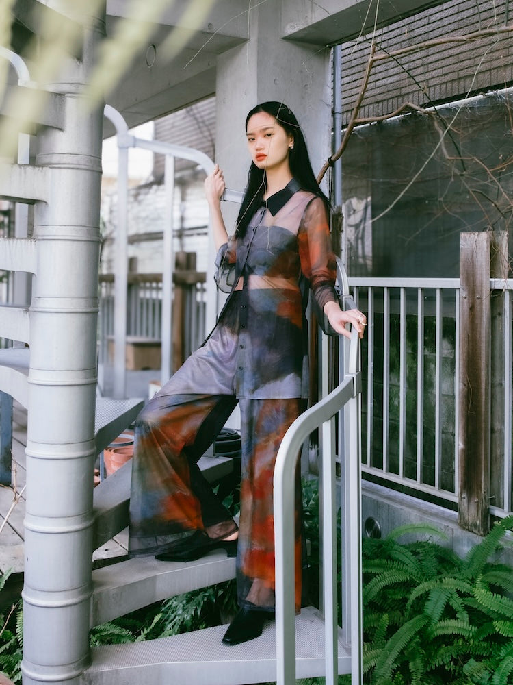 モデル身長：172cm / カラー：02 Fleurs ※サンプル着用。丈が3cm短くなります。