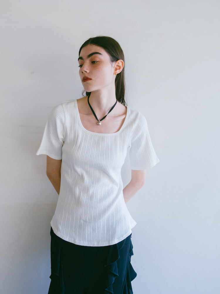 モデル身長：176cm / カラー：Ivory