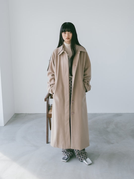 モデル身長：165cm / カラー：Beige