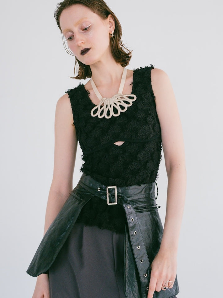 Fluffy Cutout Top / Black