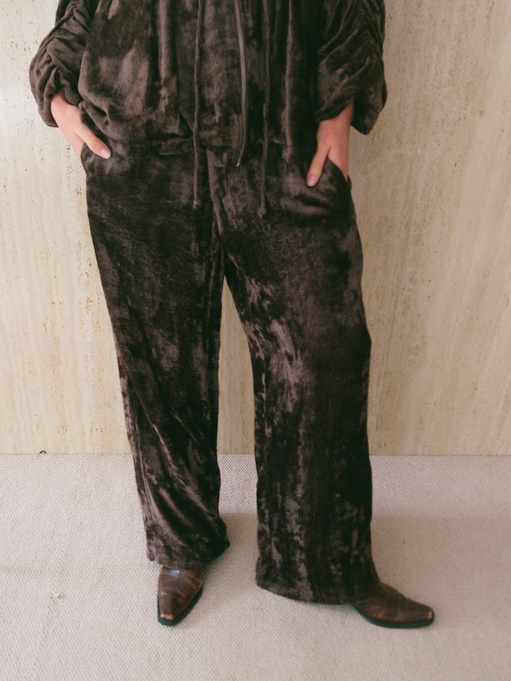 モデル身長：175cm / カラー：Brown