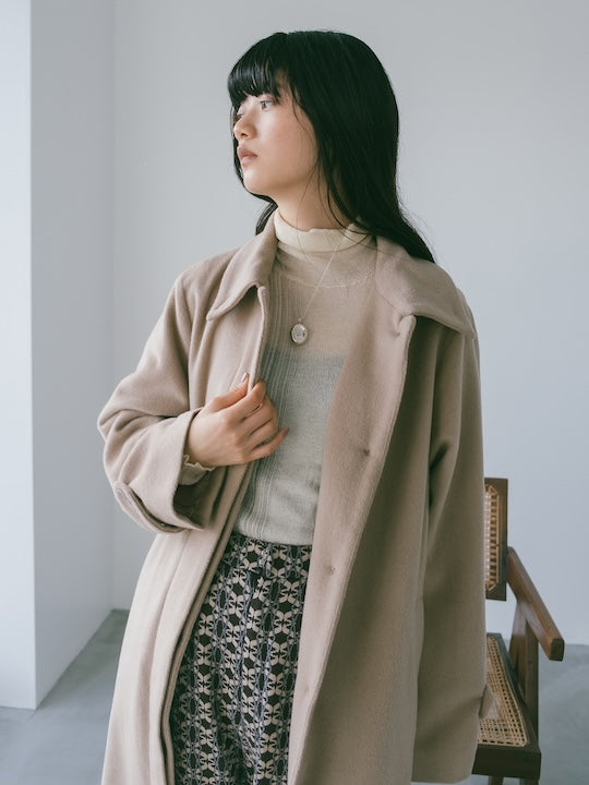 モデル身長：165cm / カラー：Beige