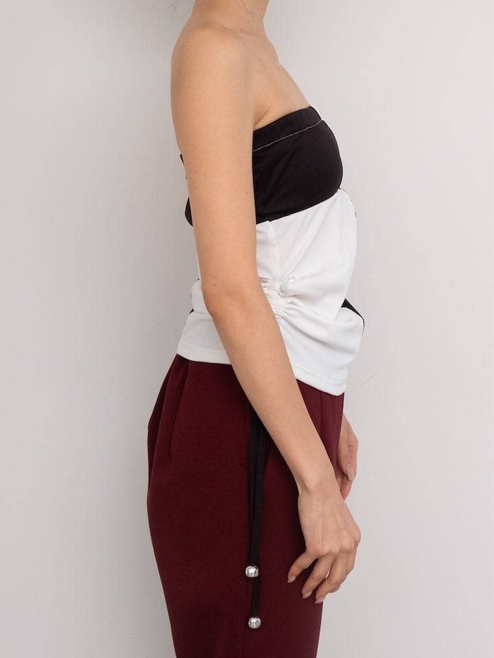 モデル身長：158cm / カラー：Black×Ivory