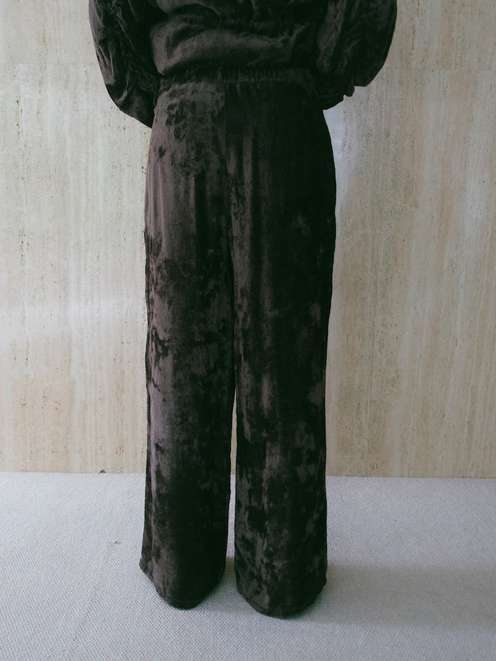 モデル身長：175cm / カラー：Brown