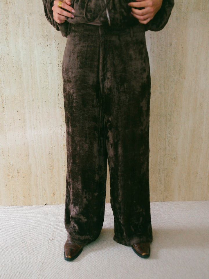 モデル身長：175cm / カラー：Brown