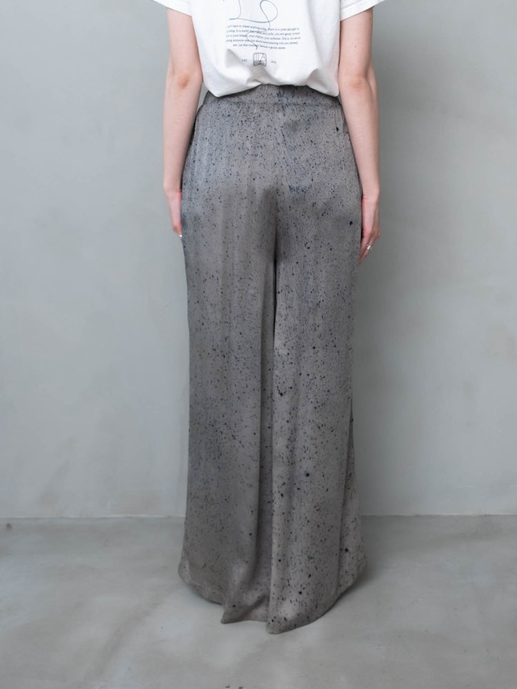 モデル身長：163cm / カラー：Gray