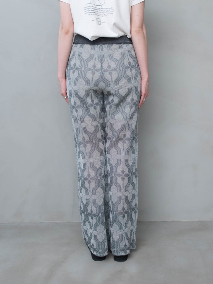 モデル身長：162cm / カラー：Gray
