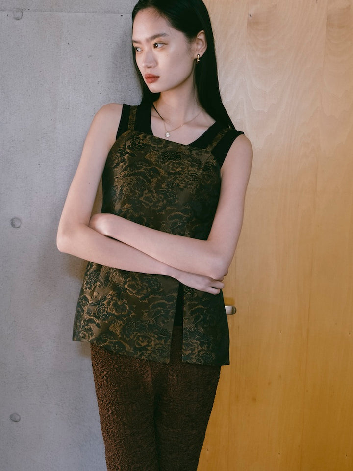 モデル身長：172cm / カラー：Brown