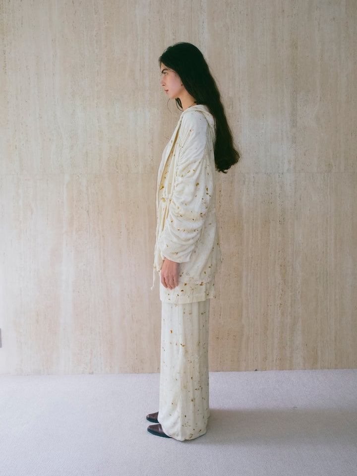 モデル身長：175cm / カラー：Ivory