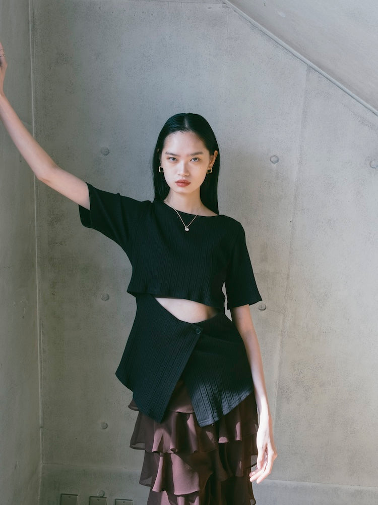 モデル身長：172cm / カラー：Black
