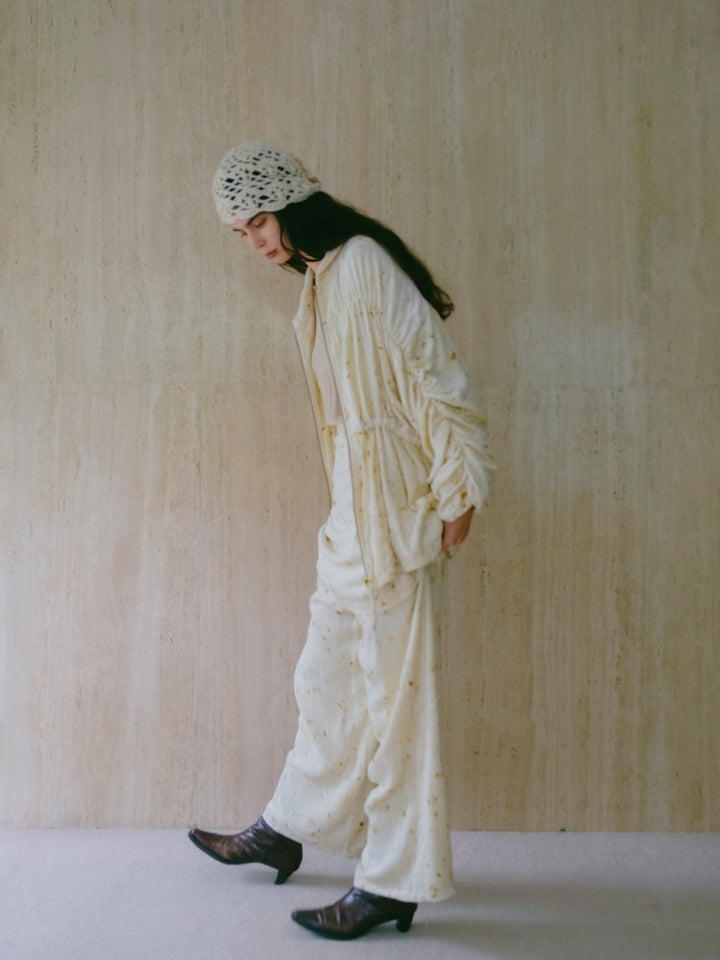 モデル身長：175cm / カラー：Ivory