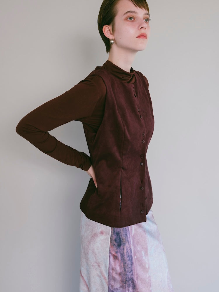 モデル身長：176cm / カラー：Bordeaux