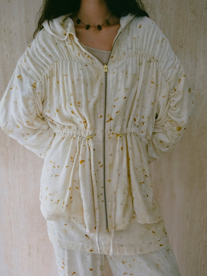 モデル身長：175cm / カラー：Ivory