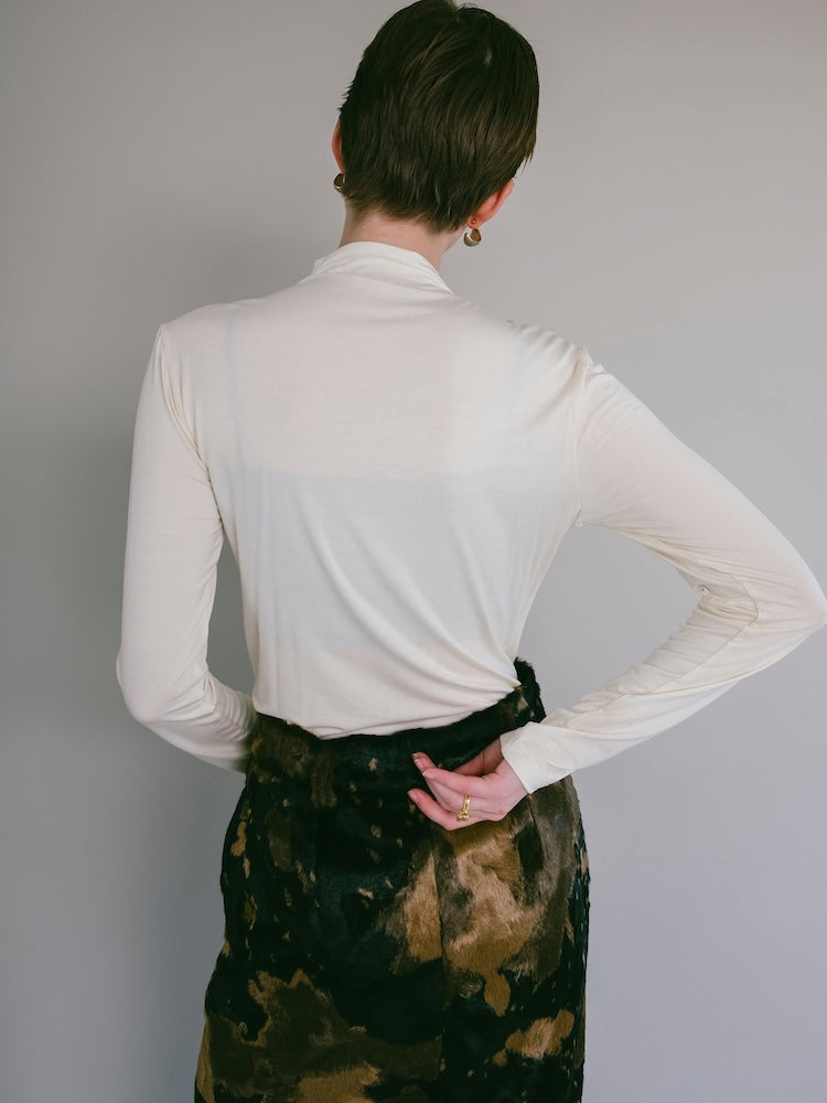 モデル身長：176cm / カラー：Ivory