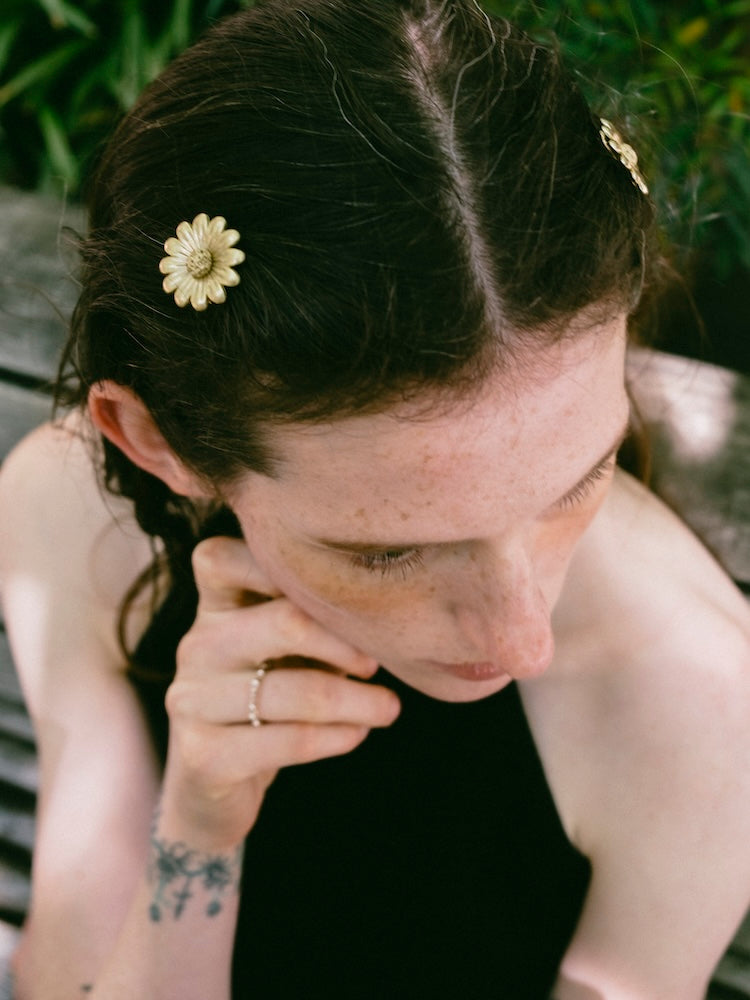 6月27日(土) 12:00販売開始】SYKIA×MAO Twin Flower Hair Pins – MARTE