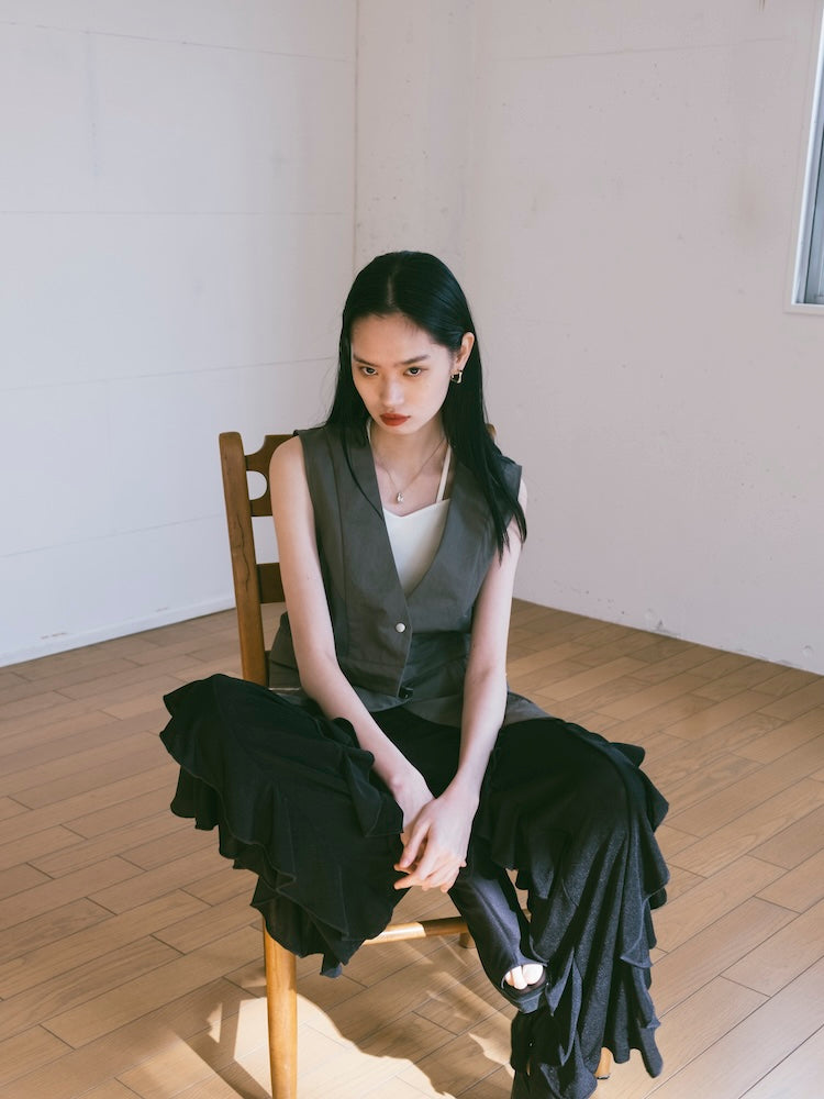 モデル身長：172cm / カラー：Khaki