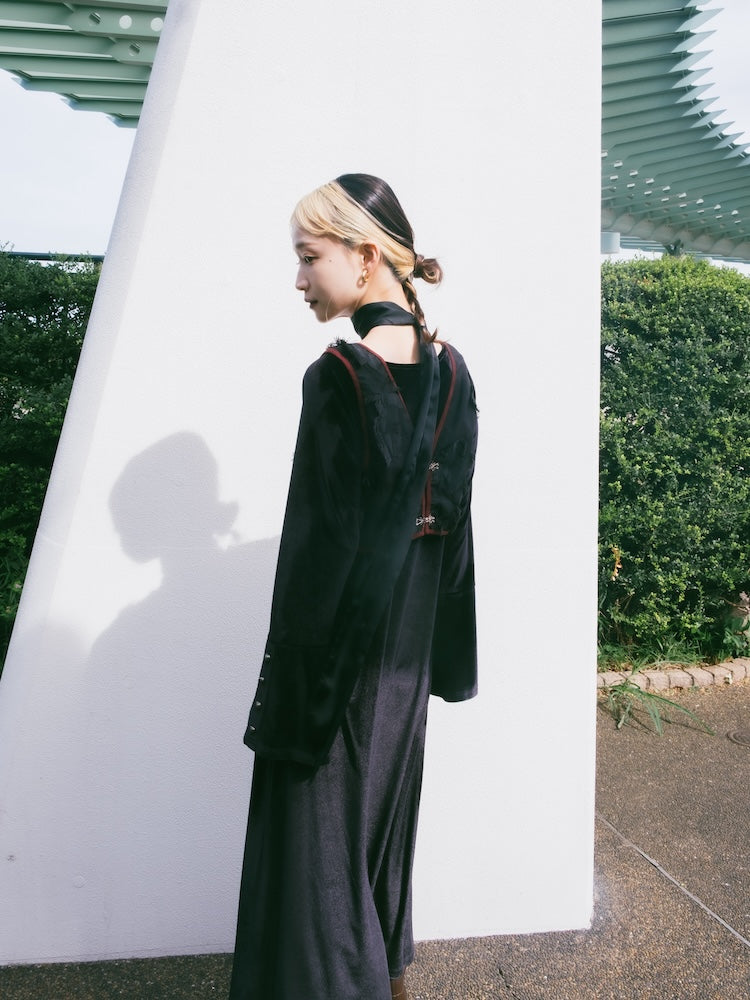 モデル身長：167cm / カラー：Black