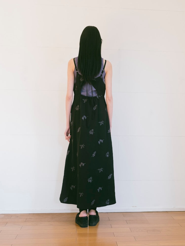 モデル身長：172cm / カラー：Black