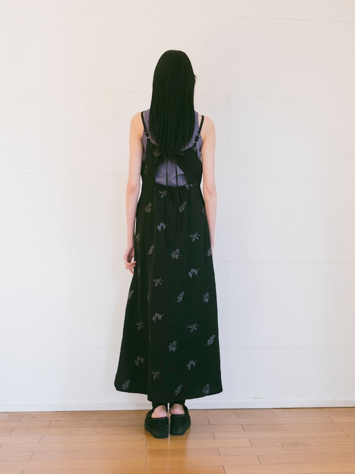 モデル身長：172cm / カラー：Black