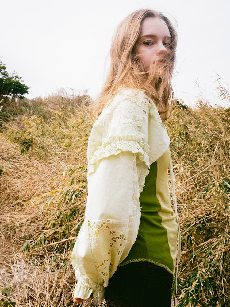 モデル身長：174cm / カラー：LightYellow