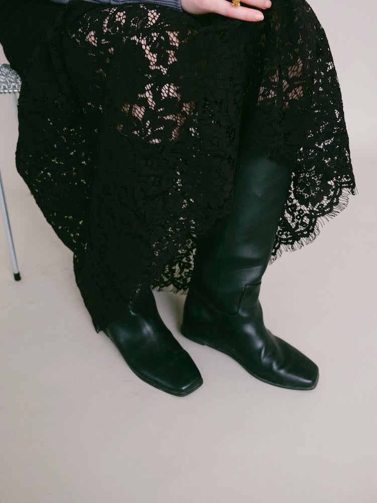 カラー：Black / サイズ：S, M, L