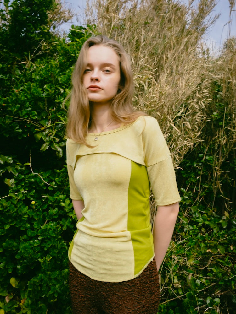 モデル身長：174cm / カラー：Yellow