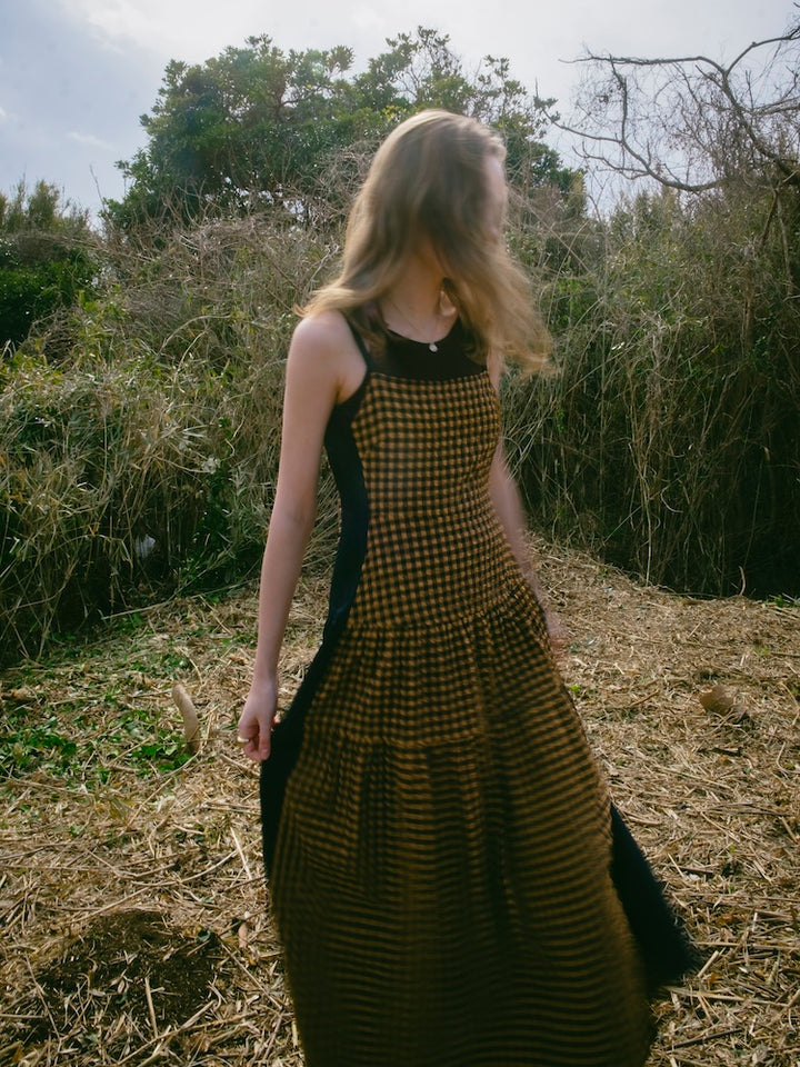 モデル身長：174cm / カラー：Orange