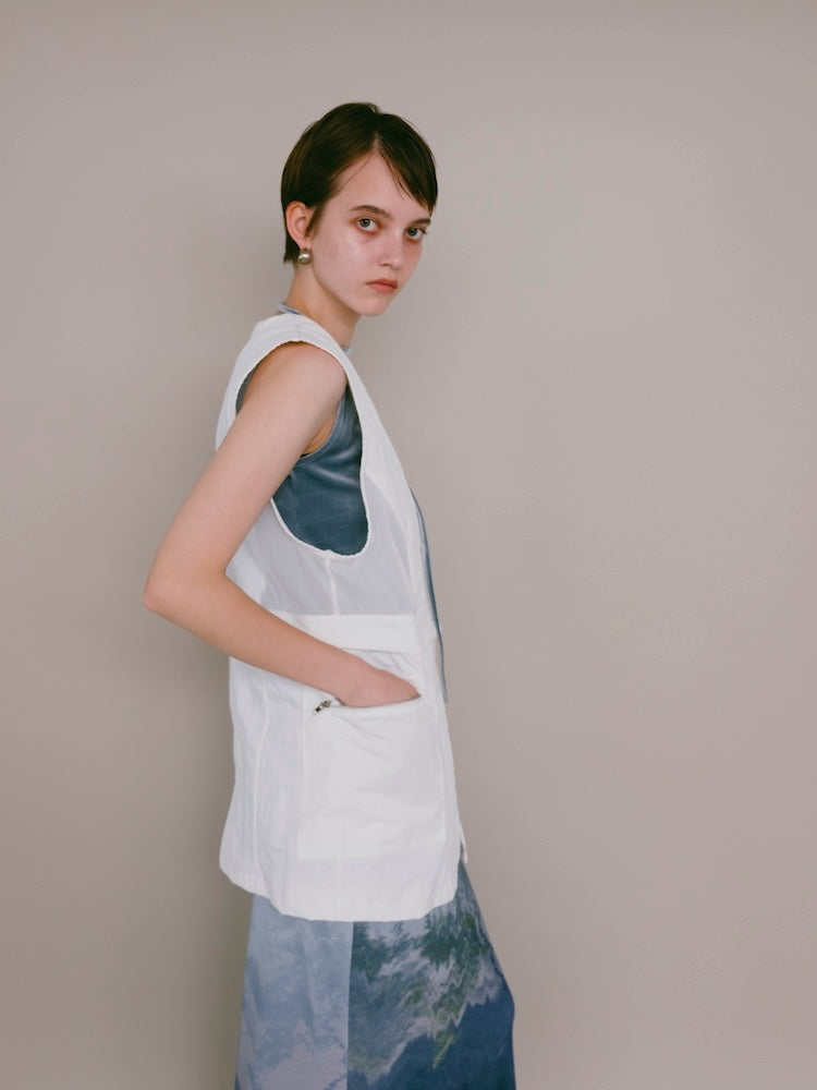 モデル身長：176cm / カラー：Ivory