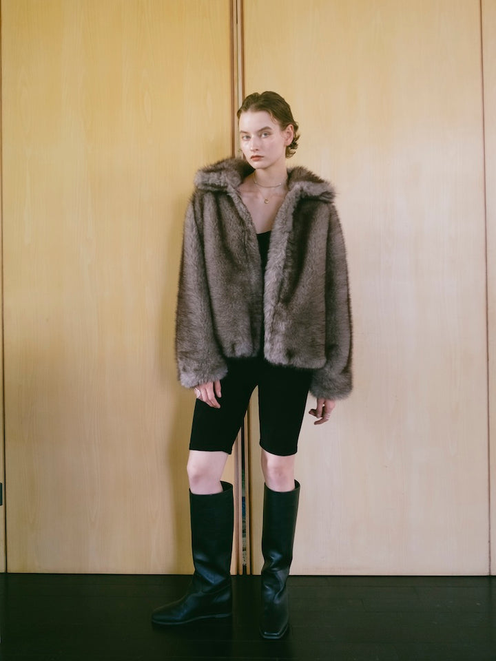 【10月7日(水) 12:00予約販売開始】Faux Fur Coat