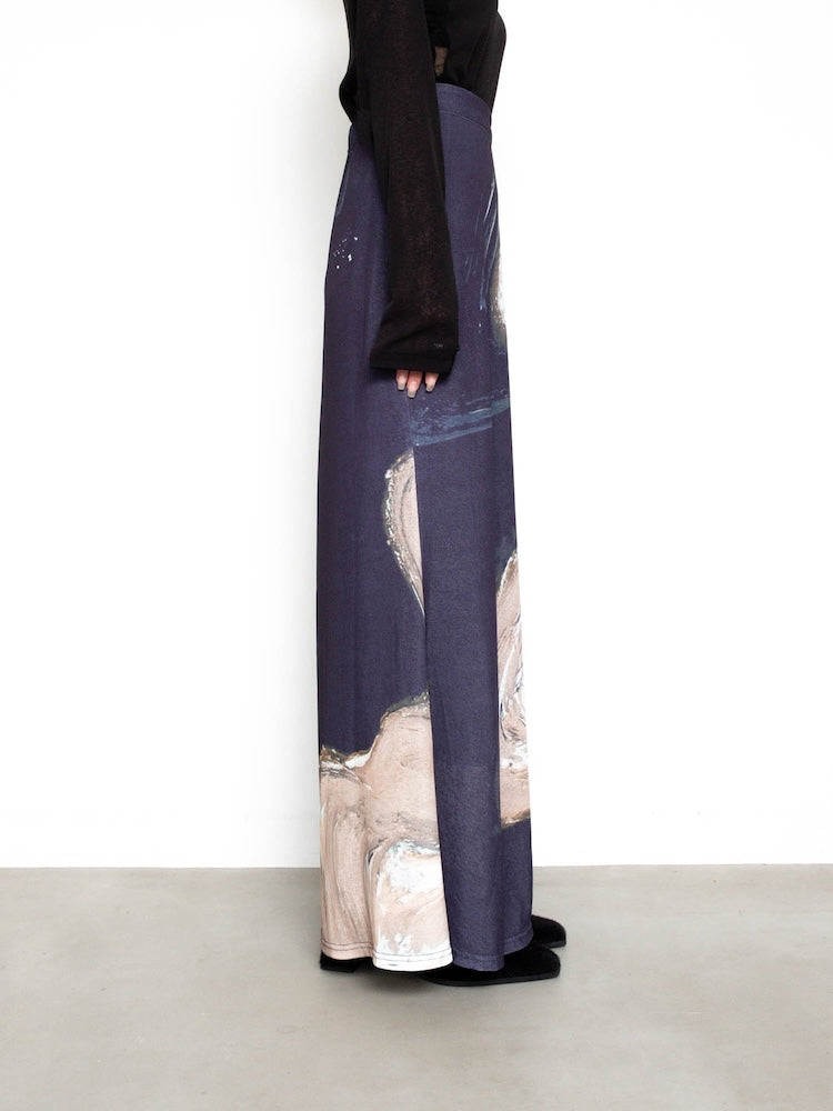 モデル身長：156cm / カラー：06 Earth